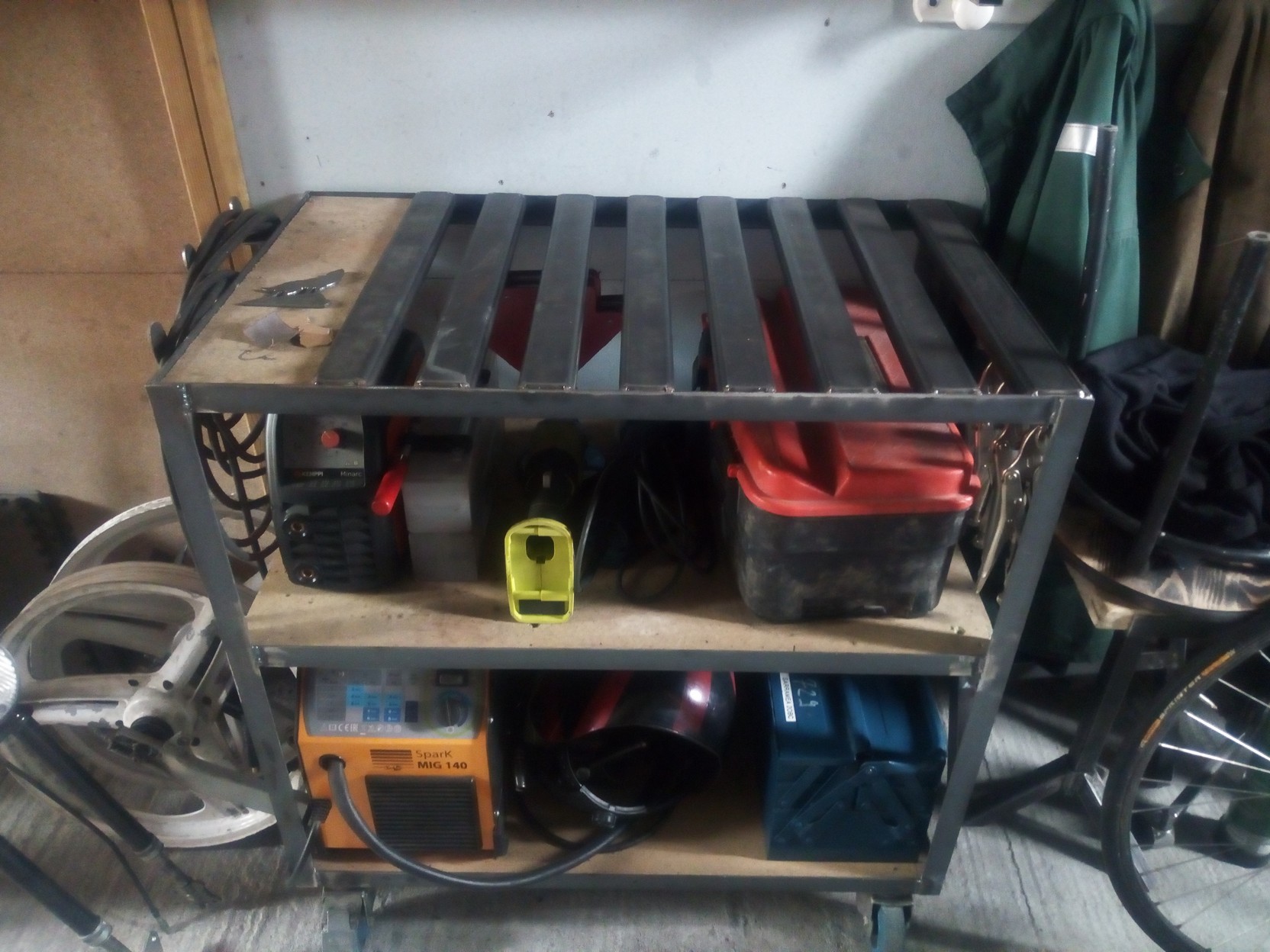 table en acier pour souder